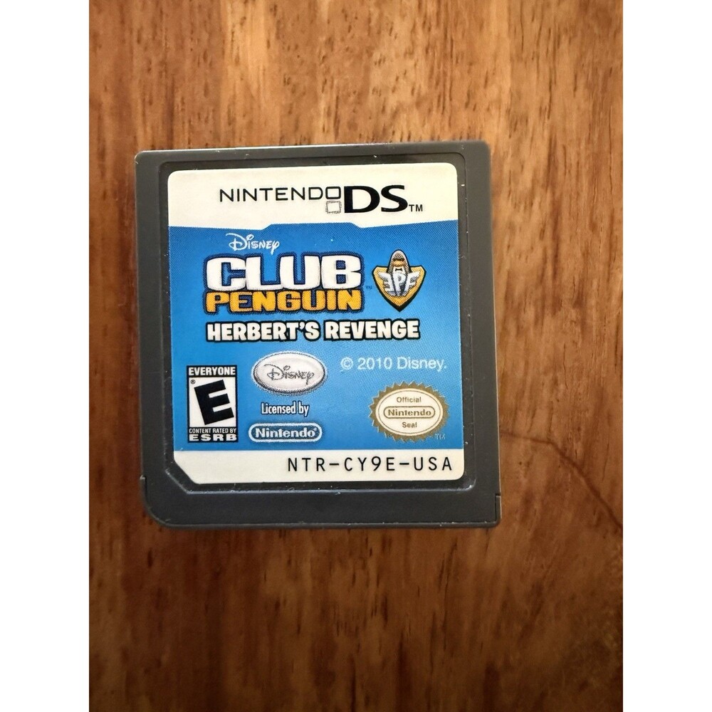 Club Penguin: Herbert's Revenge (Nintendo DS) Game Only - Tested